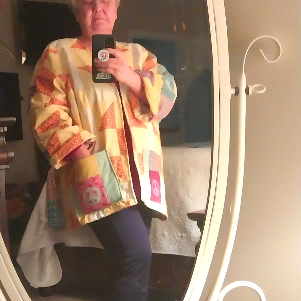 Photo of how the XL/1X Bog Coat fits hangs. 5'.2", 180lbs. NOT FOR SALE. - Picture 1 of 3